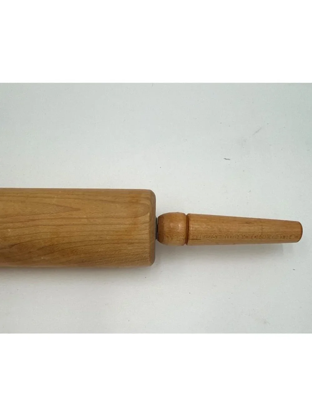 Vintage Wooden Rolling Pin With Tapered Handles 17